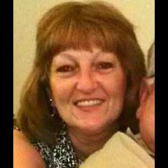 Shirley Farmer Weis