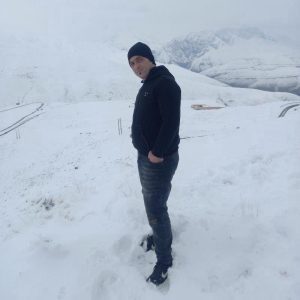 Nader Parvar